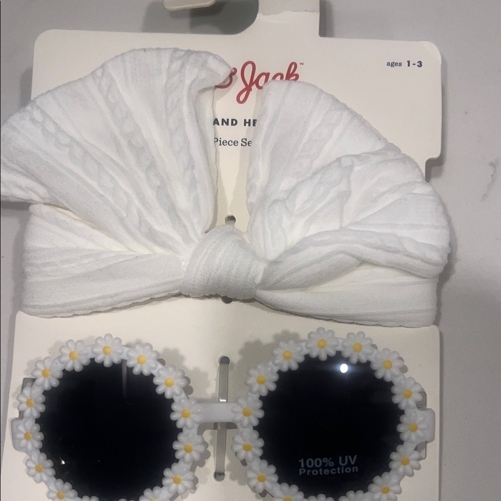 Cat & Jack Daisy Sunglasses and Headband Set